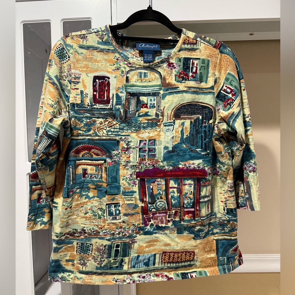 Anthony Richards Vibrant Artistic Top (ArtScapes)